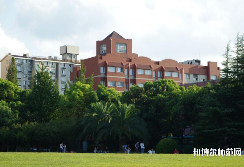 上海大學師范學院延長校區(qū)網站網址
