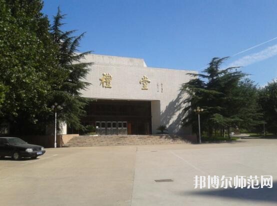 山東財(cái)經(jīng)師范大學(xué)舜耕校區(qū)招生辦聯(lián)系電話(huà)