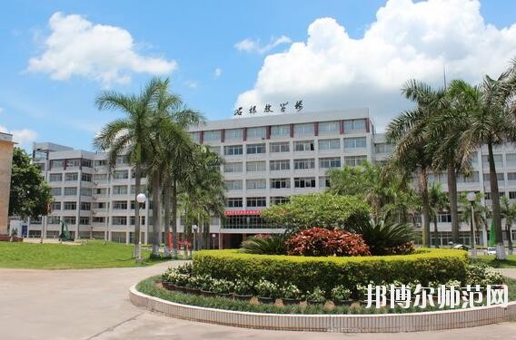 羅定職業(yè)技術師范學院怎么樣、好不好
