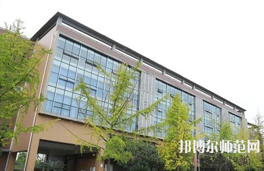 郫縣友愛職業(yè)技術幼兒師范學校2018年報名條件、招生對象