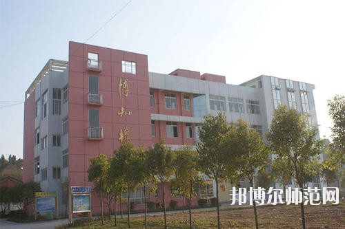 遂寧安居職業(yè)高級幼兒師范中學(xué)2020年報名條件、招生要求、招生對象