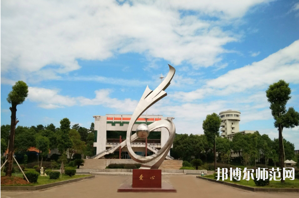 湖南2020年讀幼師學(xué)?？梢钥即髮W(xué)嗎