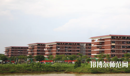 江西2020年讀幼師學(xué)?？梢钥即髮W(xué)嗎