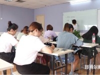 廣東2020年幼師學(xué)校中專升大?？际裁? /><b>廣東2020年幼師學(xué)校中專升大專考什么</b><span>2019-11-21 14:52</span><p>現(xiàn)在很多同學(xué)在初中讀完之后就放棄讀高中而去選擇一個(gè)中專的職業(yè)院校就讀幼師專業(yè)，這樣固然是節(jié)省時(shí)間，可以早點(diǎn)工作，但是年齡</p></a></li>
            <li><a href=