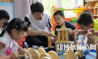 蘭州2020年男生讀幼師學(xué)校學(xué)什么專(zhuān)業(yè)好