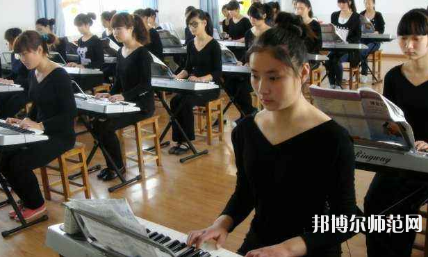 宜昌2021年去幼師學(xué)校學(xué)什么專(zhuān)業(yè)好