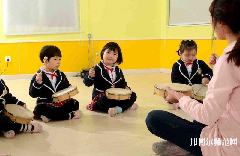 宜昌2021年幼師學(xué)校中專升大?？际裁? width=