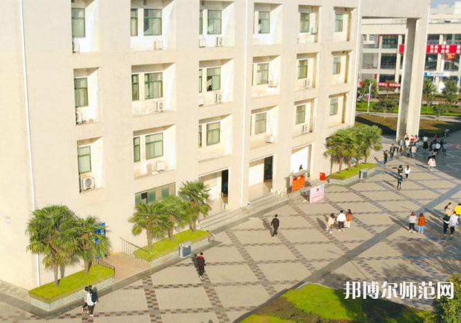寶雞職業(yè)技術(shù)師范學(xué)院2023年學(xué)費(fèi)、收費(fèi)多少