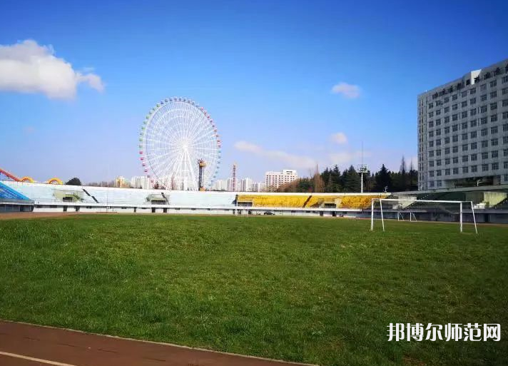 冊亨幼師職業(yè)高級中學校2023年報名條件、招生要求、招生對象