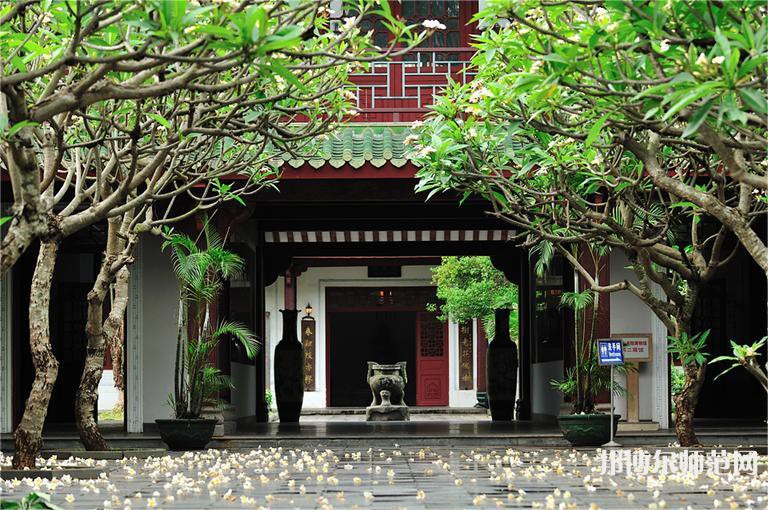 瓊臺師范學(xué)院2023年怎么樣、好不好 
