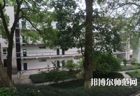 重慶市江津區(qū)師范進(jìn)修學(xué)校2023年怎么樣、好不好