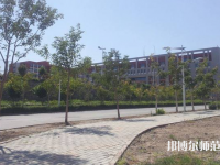 烏魯木齊職業(yè)師范大學(xué)2023年報(bào)名條件、招生要求、招生對(duì)象