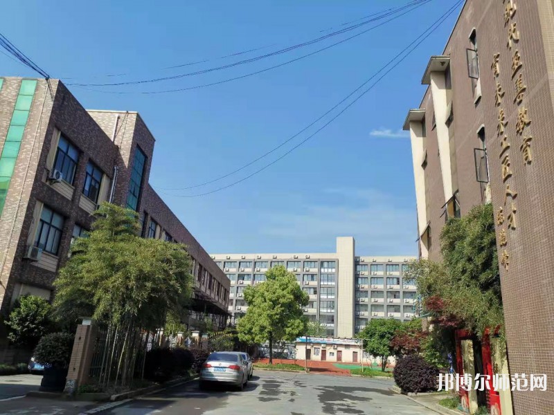 閬中師范學(xué)校2023年報(bào)名條件、招生要求