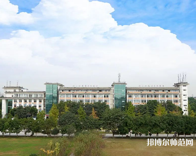四川愛華幼兒師范學(xué)院2023年怎么樣、好不好