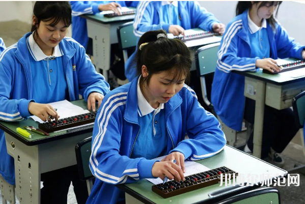 成都電子信息幼兒師范學(xué)校2023年怎么樣、好不好