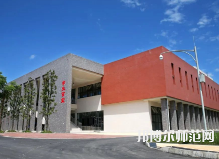 雅安職業(yè)技術(shù)師范學(xué)院2023年報(bào)名條件、招生要求、招生對(duì)象