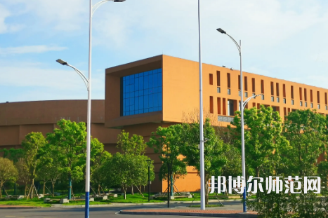 2023年懷化師范高等?？茖W(xué)校環(huán)境如何