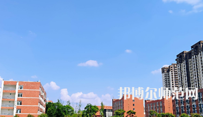 2023年四川商務(wù)幼兒師范學(xué)校報(bào)名條件、招生對(duì)象