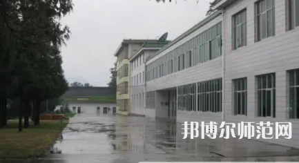 2023年四川彝文幼兒師范學(xué)校報(bào)名條件、招生對(duì)象