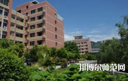 2023年重慶幼兒師范學(xué)校美術(shù)教育專(zhuān)業(yè)介紹